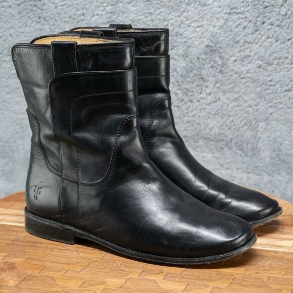 Frye - Paige short black riding leather boots